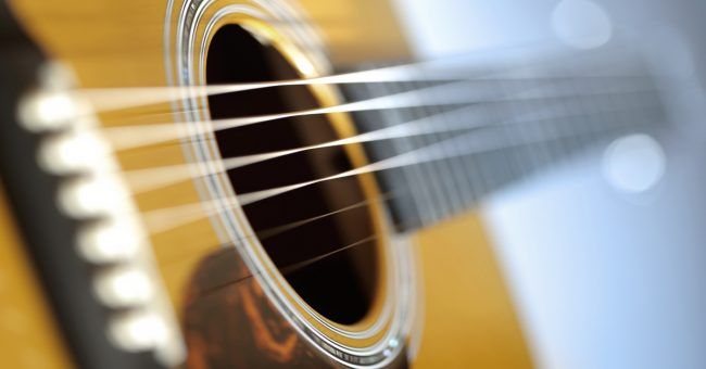 What Are the Best Acoustic Guitar Strings for Beginners?